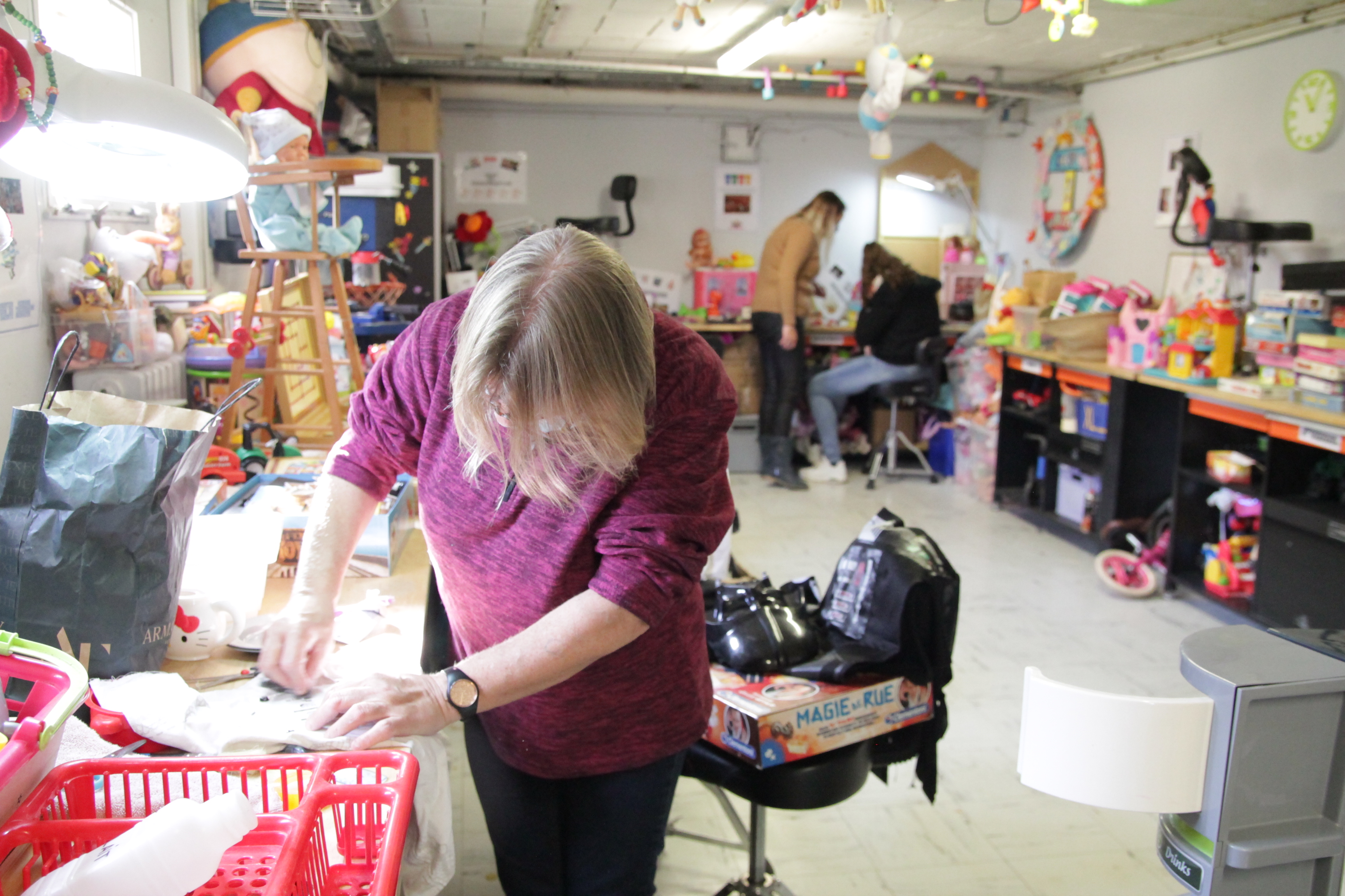 Portrait d'ambassadeur : dans l'atelier Recycl'jouets, une nouvelle vie  pour les jouets et les employés | Siilab